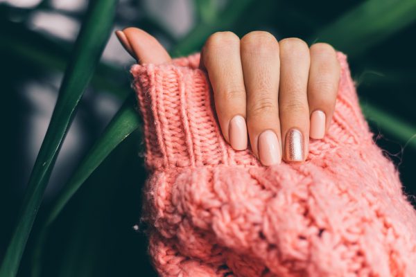 Descubra como o resveratrol pode contribuir para unhas mais fortes e saudáveis. Explore os benefícios deste antioxidante poderoso e como incorporá-lo em sua rotina de cuidados.