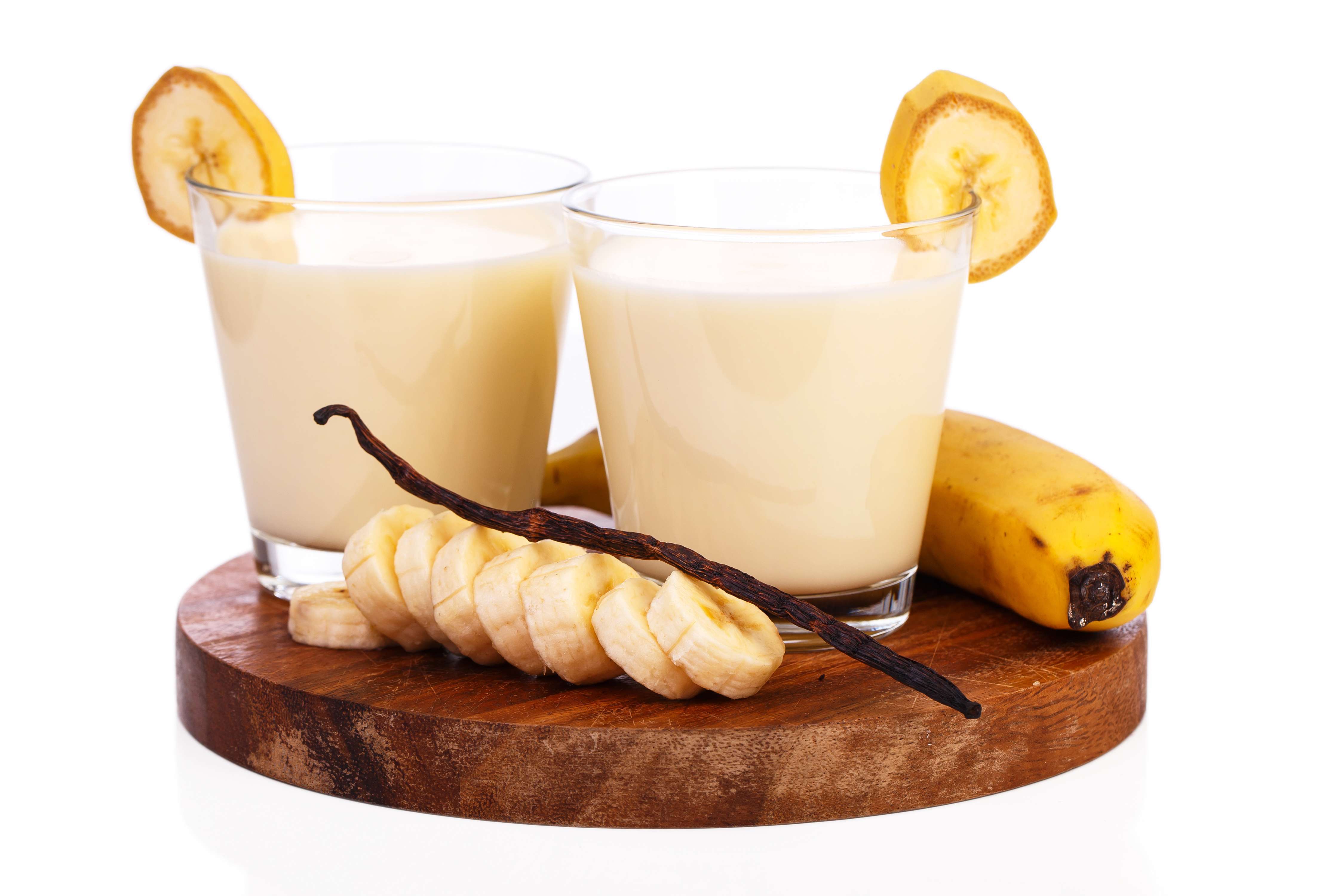 Conheça o chá de banana, uma bebida natural para auxiliar na perda de peso. Veja como fazer e os momentos ideais para consumir e emagrecer com saúde.