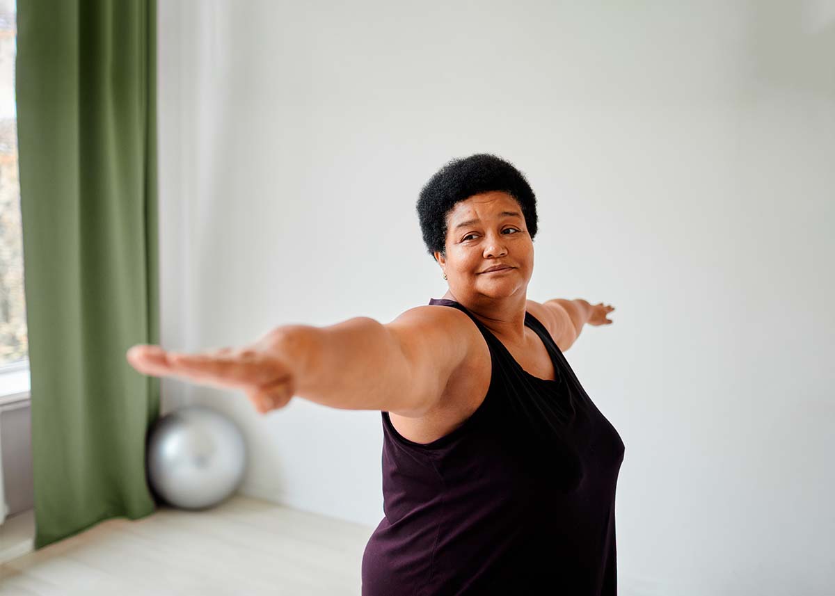 Descubra como emagrecer na menopausa com dieta mediterrânea e exercícios mínimos. Estratégias eficazes para saúde e bem-estar.
