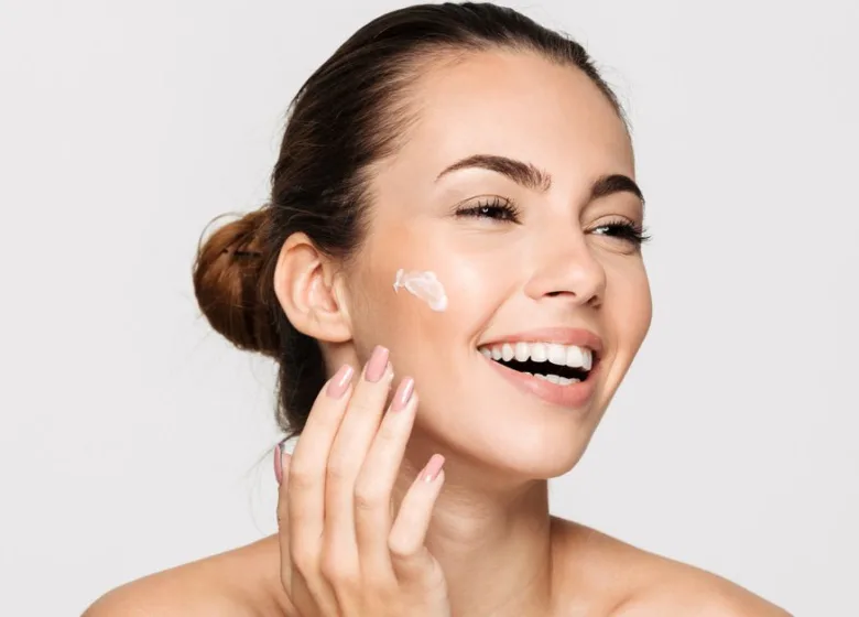 Hidratante ou Creme Nutritivo: Qual a Diferença?