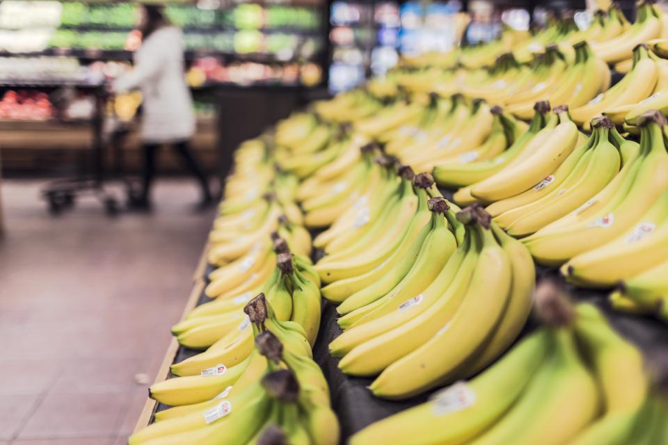 Banana vira ingrediente de beleza da vez: trend ou marketing reciclado?