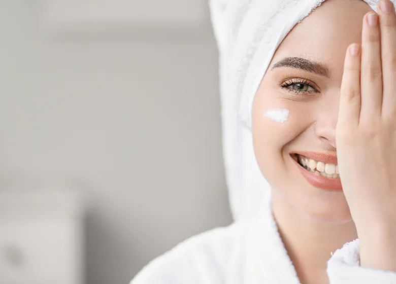 Primally Pure lança face care com cor e reforça a fusão skincare-maquiagem